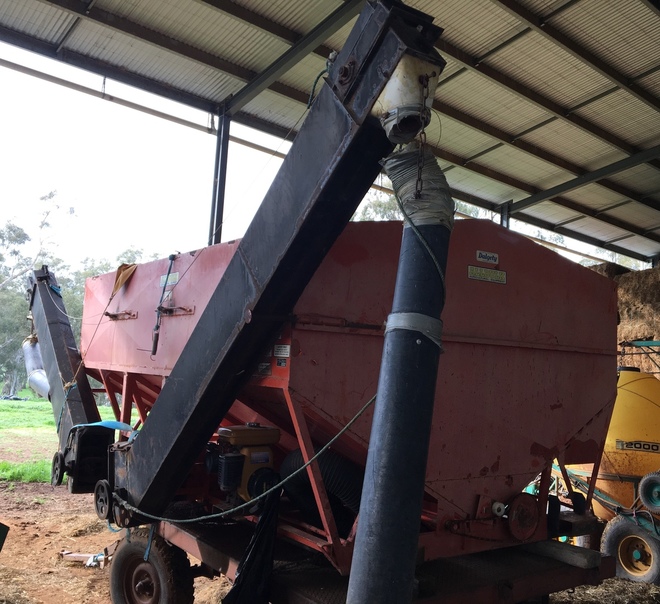 AllBulk Twin Bin Grouper For Sale Farm Tender